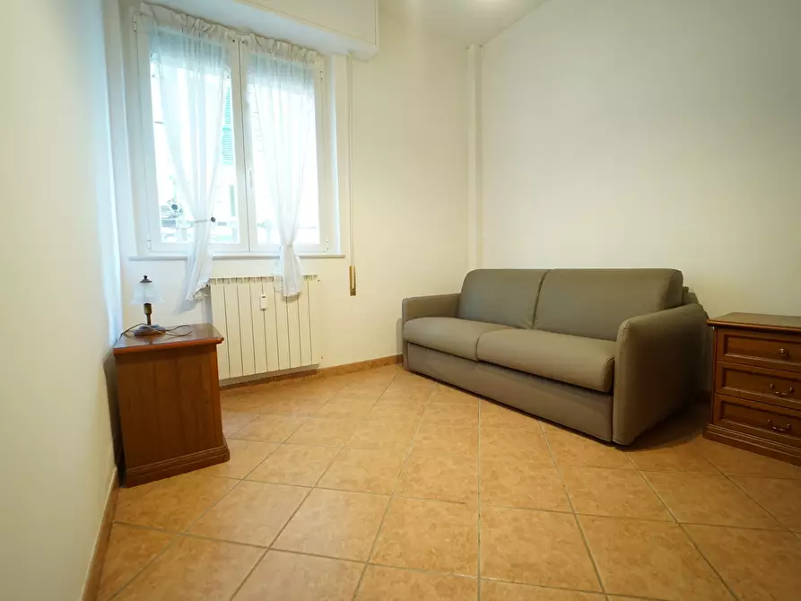 Immagine 12 di Trilocale in affitto  a Chiavari