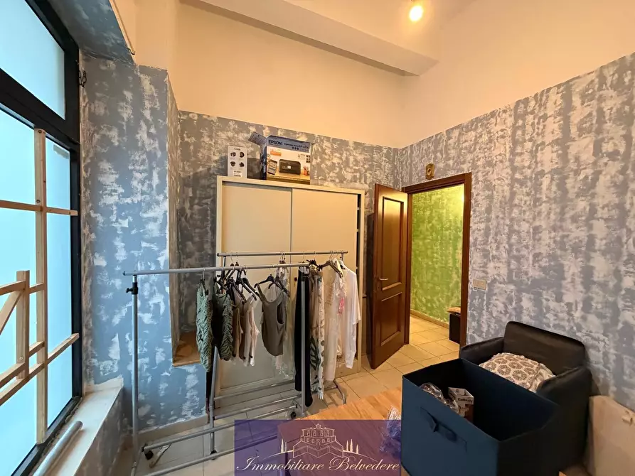 Immagine 12 di Locale commerciale in vendita  in Via Giuseppe Grandi a Firenze