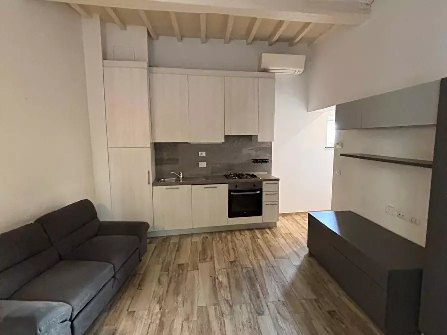 Immagine 15 di Bilocale in vendita  in Piazza Acciaiuoli a Firenze