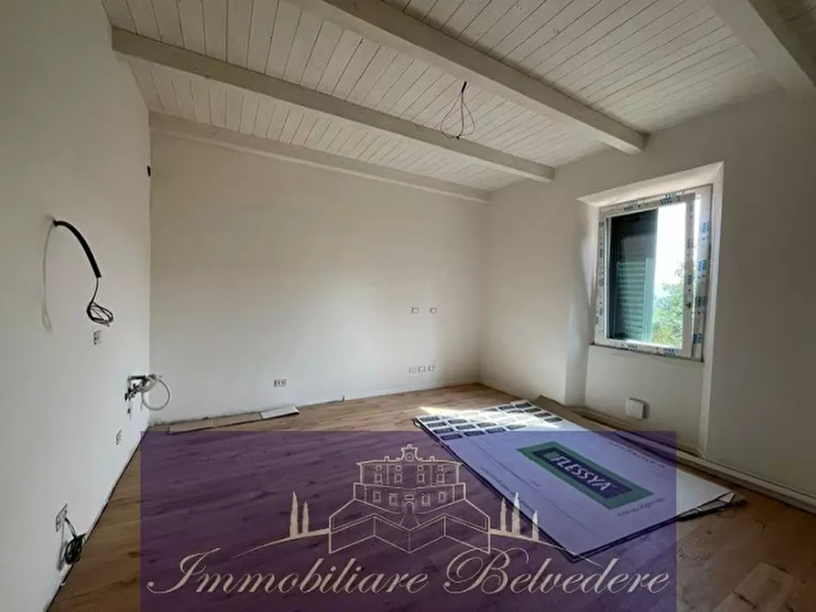 Immagine 31 di Trilocale in vendita  in Via di Mugnana a Greve In Chianti