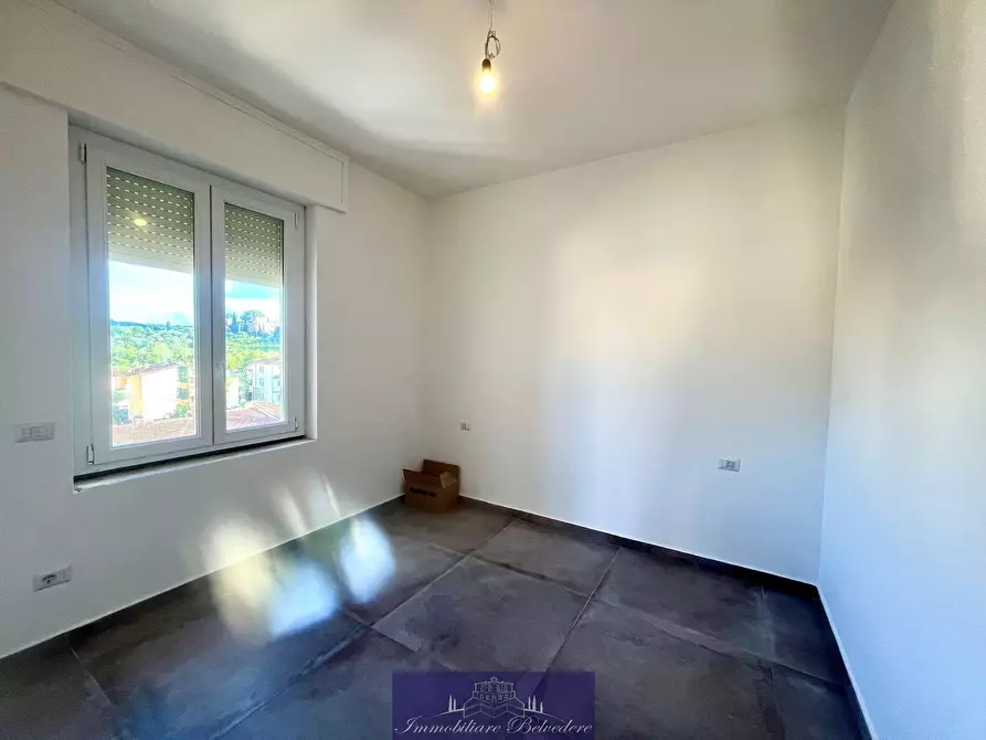 Immagine 5 di Trilocale in vendita  in Via Roma a Scandicci