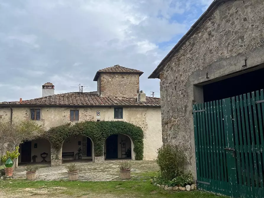 Immagine 4 di Villa in vendita  in Via delle Masse a Firenze