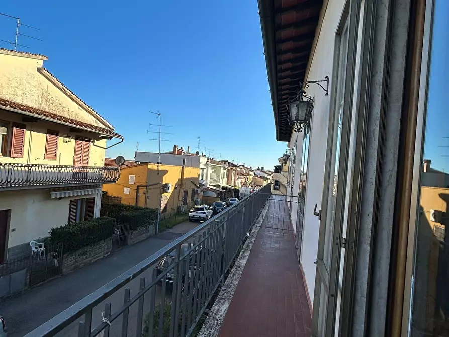 Immagine 14 di Trilocale in vendita  in Via San Francesco d' Assisi a Lastra A Signa