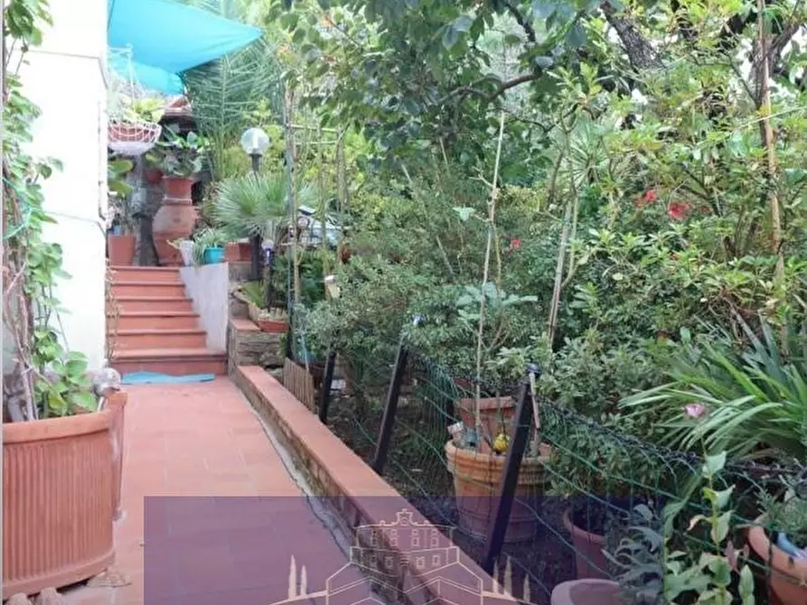 Immagine 8 di Villa in vendita  in Via dei Bagni a Greve In Chianti