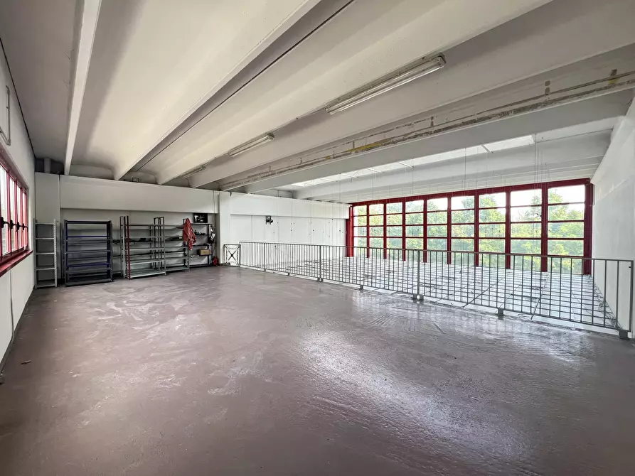 Immagine 12 di Showroom in vendita  in Via Amedeo Modigliani 10 a Crevalcore