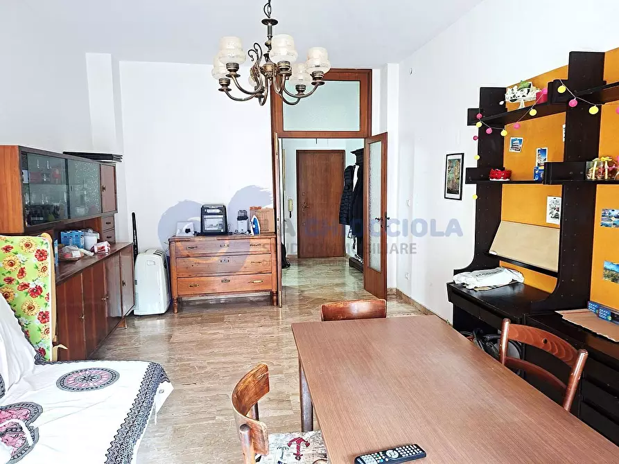 Immagine 11 di Pentalocale in vendita  in VIA CIPRIANI a Bologna