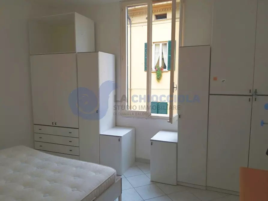 Immagine 11 di Bilocale in affitto  in Via Nosadella a Bologna