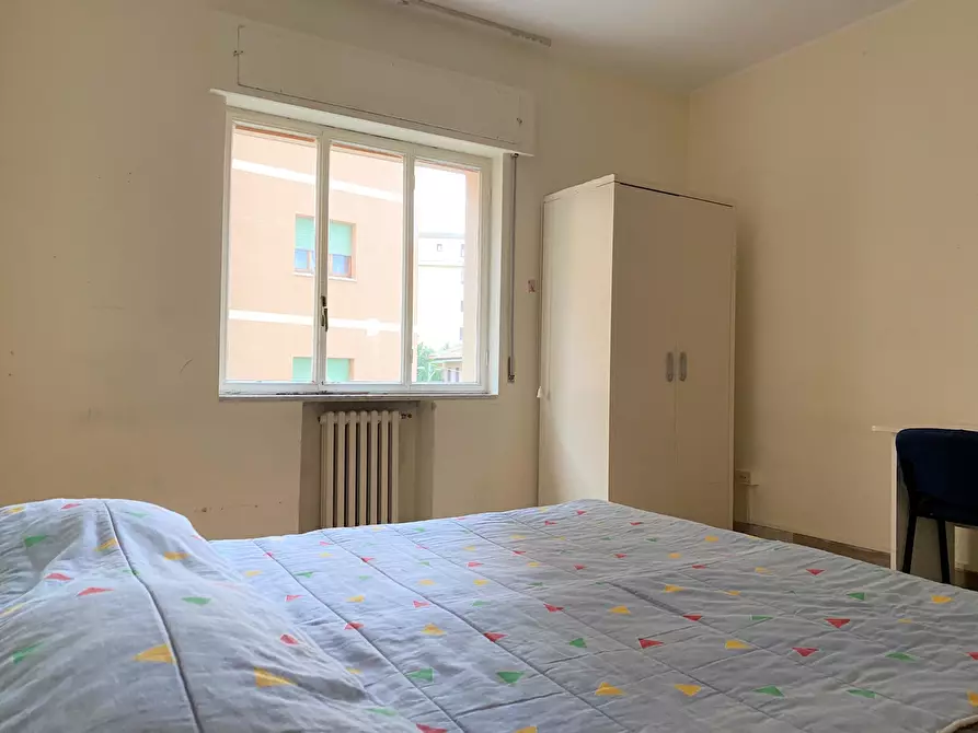 Immagine 10 di Stanza singola in affitto  a Catanzaro