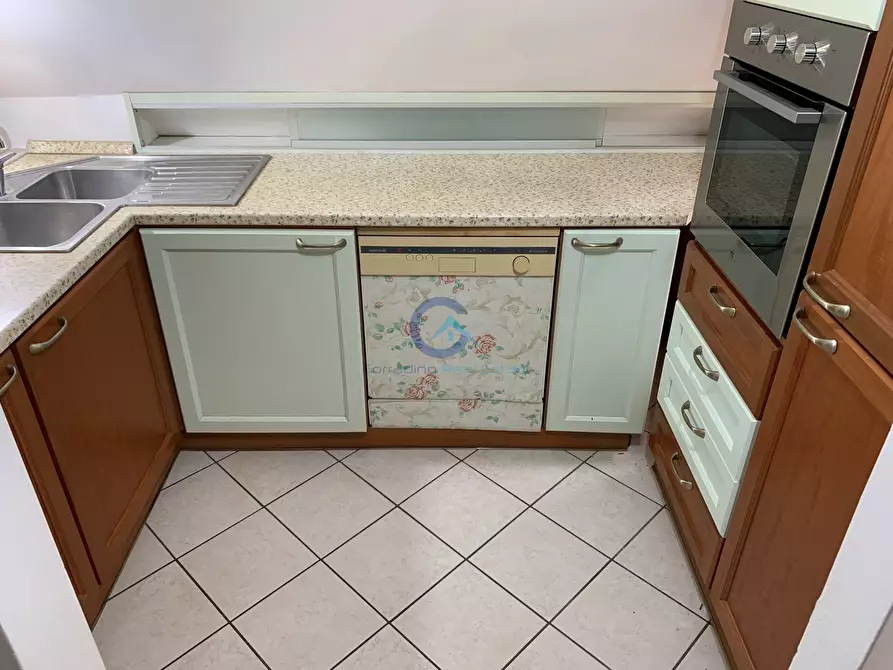 Immagine 3 di Mansarda in affitto  a Catanzaro