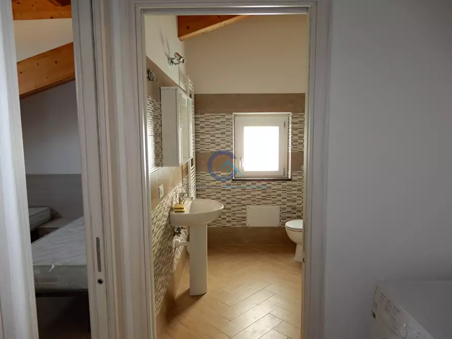 Immagine 5 di Mansarda in affitto  a Catanzaro