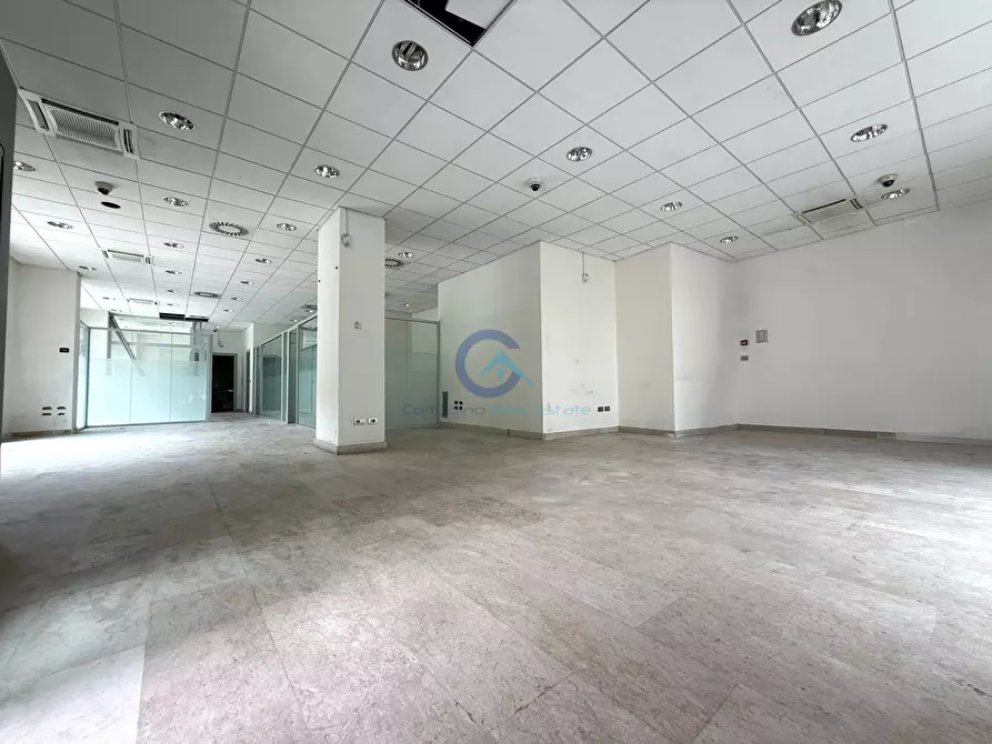 Immagine 12 di Locale commerciale in affitto  in Via Nazario Sauro 9 a Catanzaro