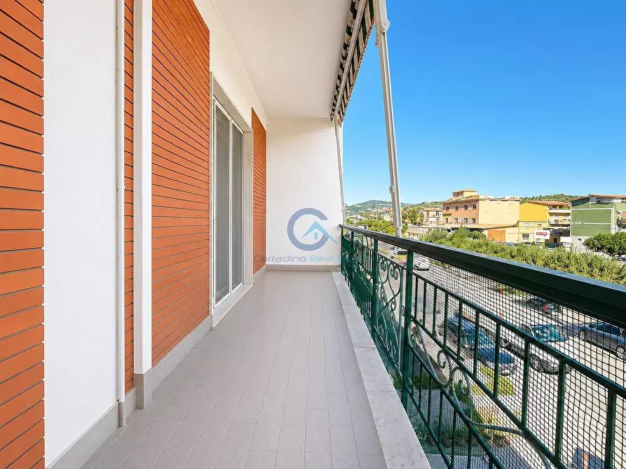 Immagine 1 di Quadrilocale in vendita  in Via Angitola 2 a Catanzaro
