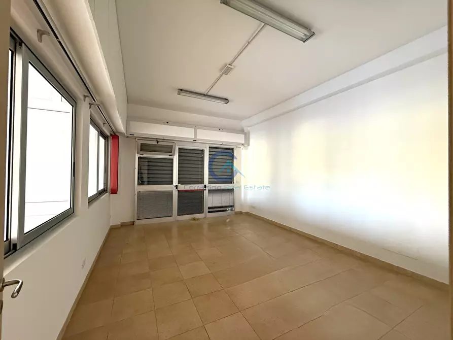 Immagine 6 di Ufficio in vendita  in Via Milazzo 32 a Catanzaro