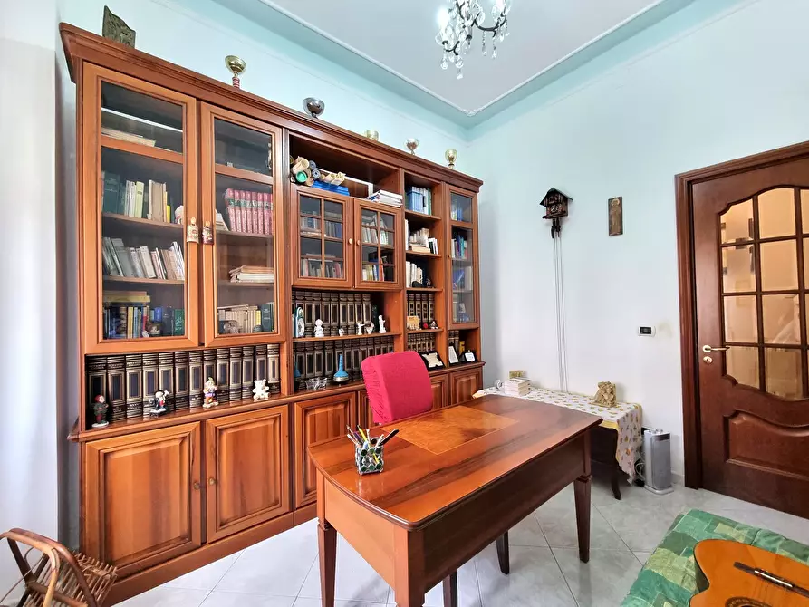 Immagine 8 di Trilocale in affitto  a Catanzaro