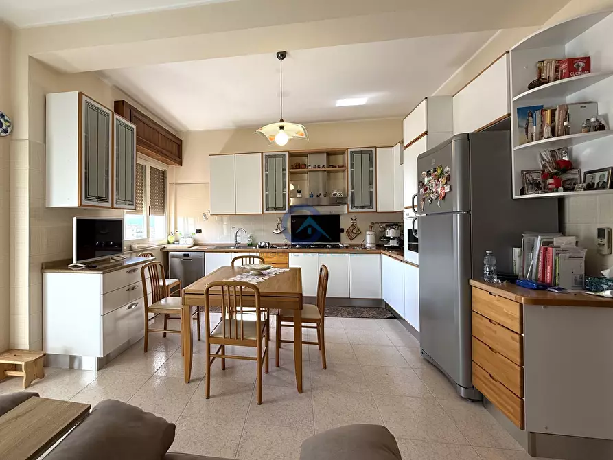 Immagine 8 di Quadrilocale in vendita  in Traversa VIII Crotone 6 a Catanzaro