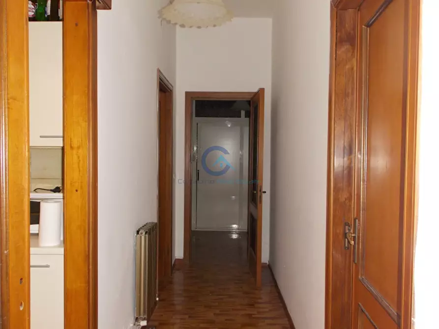 Immagine 8 di Stanza singola in affitto  a Catanzaro