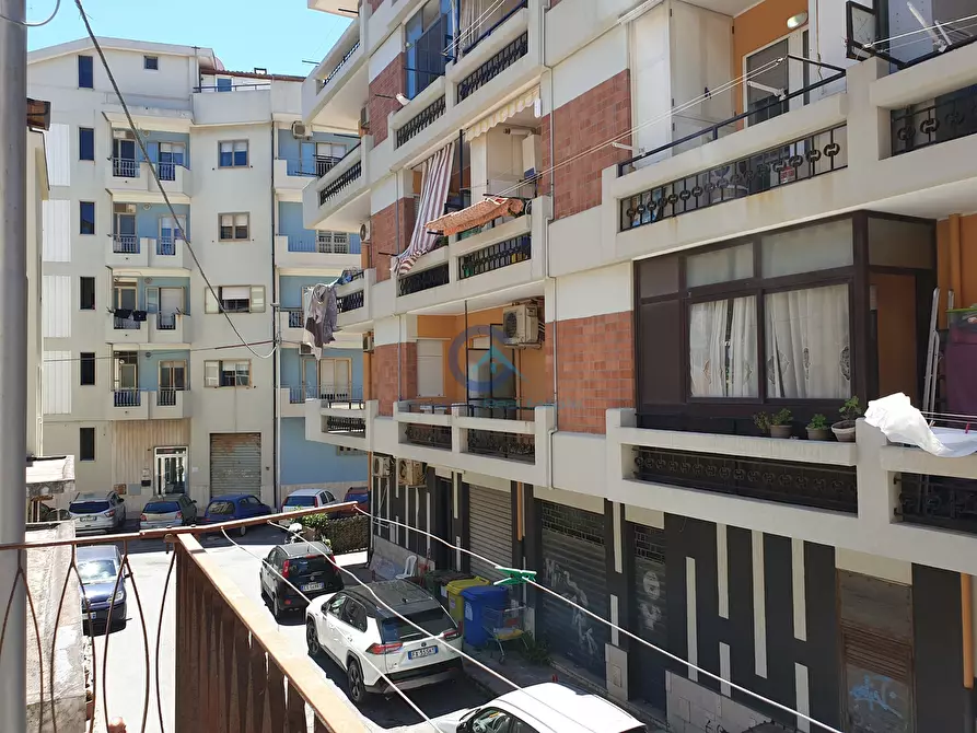 Immagine 1 di Trilocale in affitto  a Catanzaro