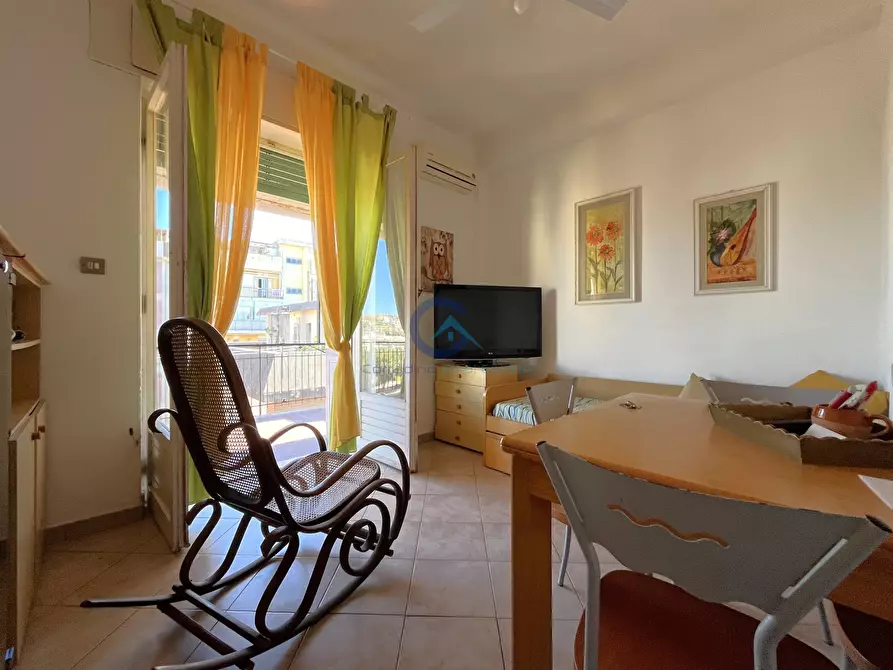 Immagine 1 di Trilocale in affitto  a Catanzaro