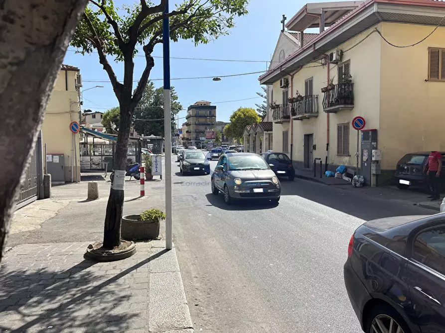 Immagine 7 di Locale commerciale in affitto  in Via Mercato 27 a Catanzaro