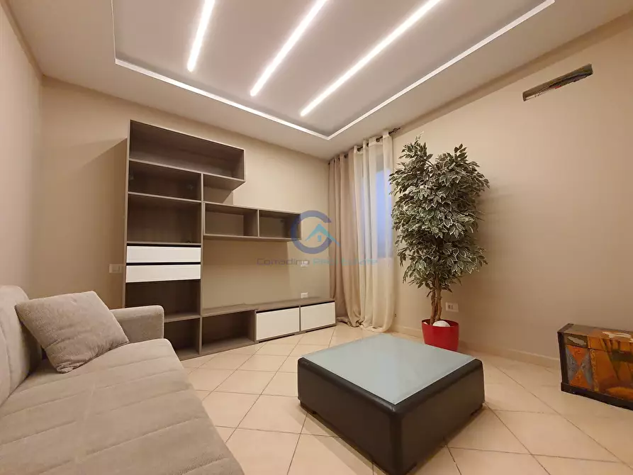 Immagine 9 di Trilocale in affitto  in Viale Fiume Mesima 39 a Catanzaro