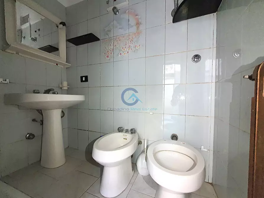 Immagine 10 di Trilocale in vendita  in Via Mario Greco 61 a Catanzaro