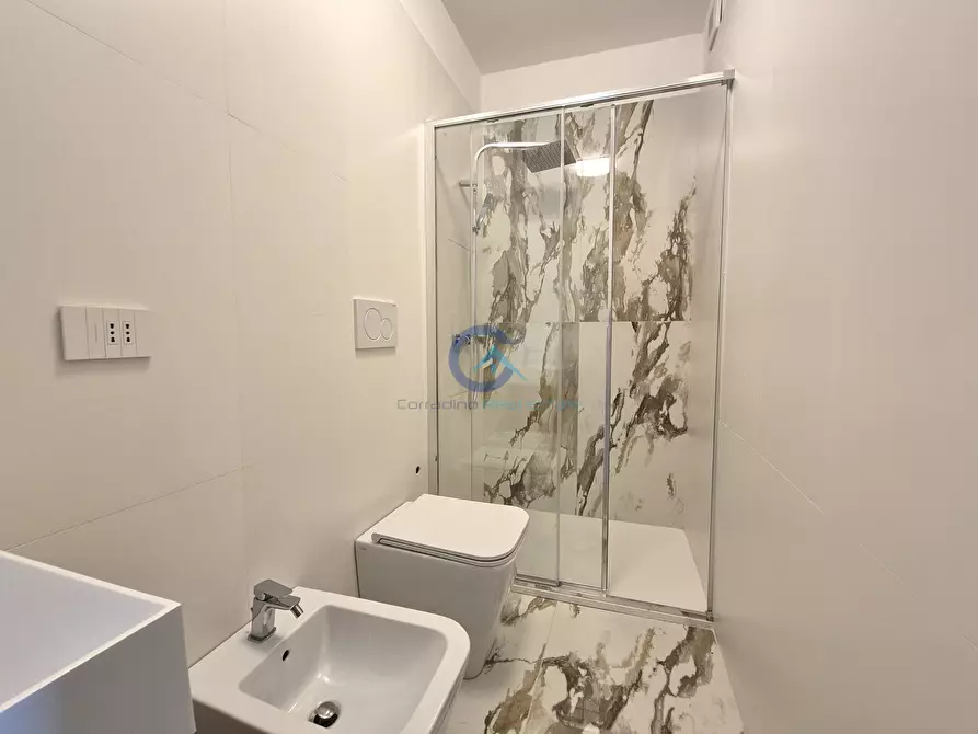 Immagine 15 di Quadrilocale in affitto  a Catanzaro