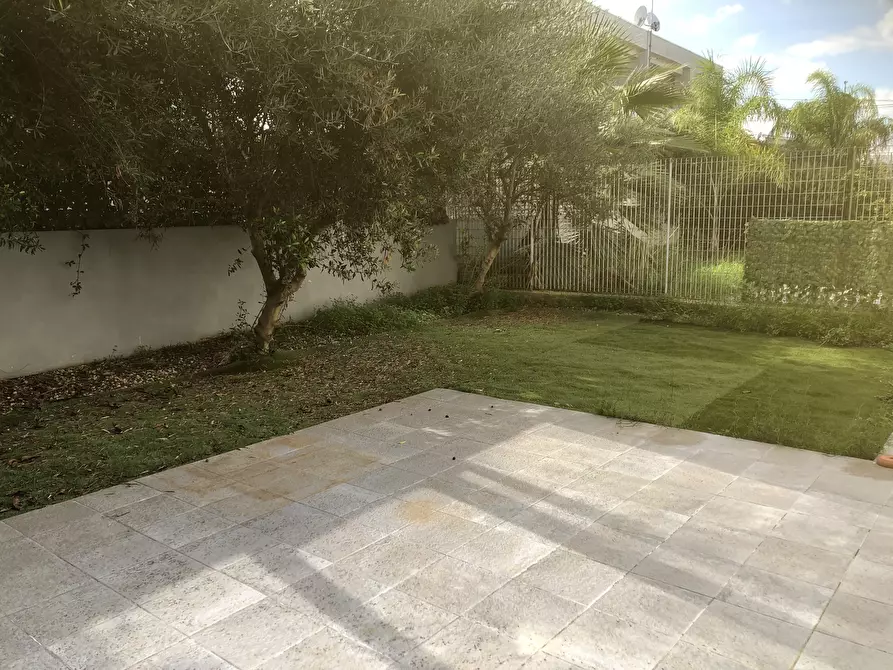 Immagine 24 di Villa in vendita  in VIA GELA a Siracusa