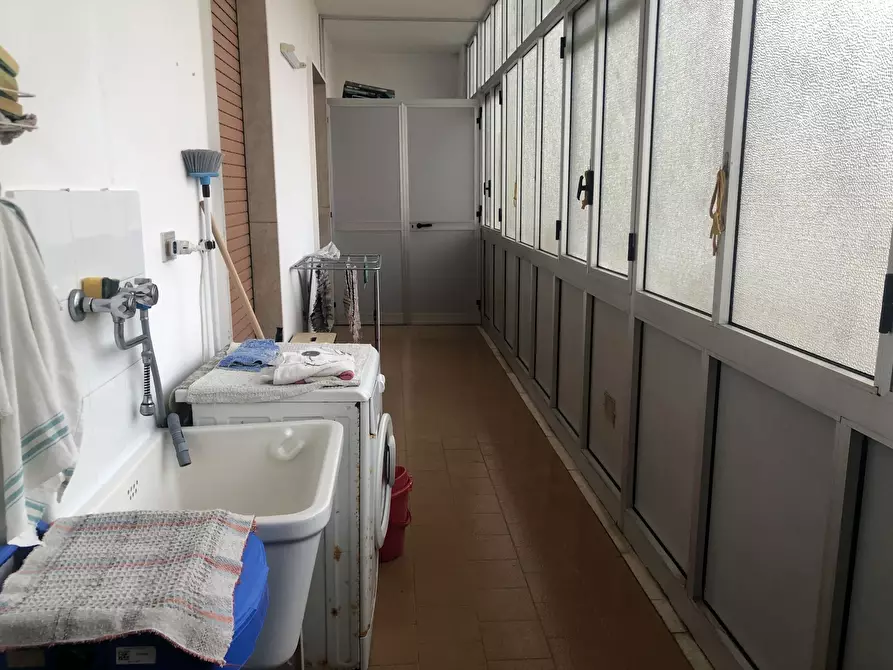 Immagine 25 di Pentalocale in vendita  in CORSO UMBERTO a Siracusa