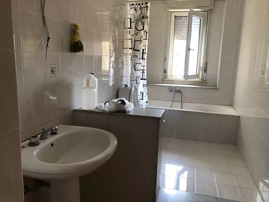 Immagine 15 di Quadrilocale in vendita  in VIA FRANCESCO CRSIPI a Floridia