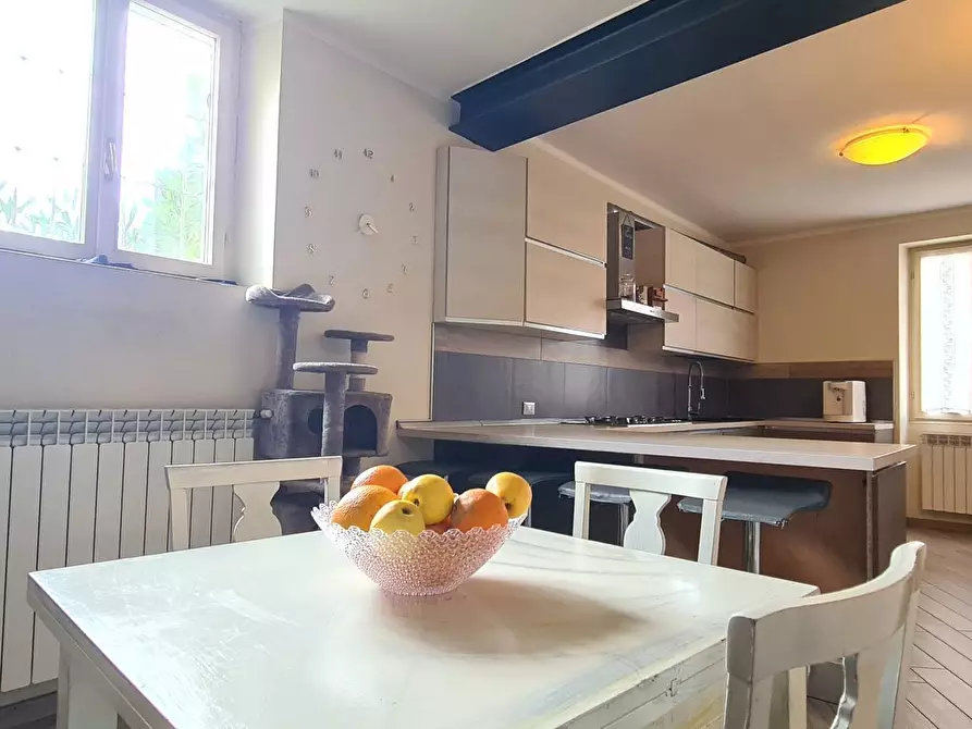 Immagine 3 di Casa indipendente in vendita  in via Basso Castello 17 a Cazzago San Martino