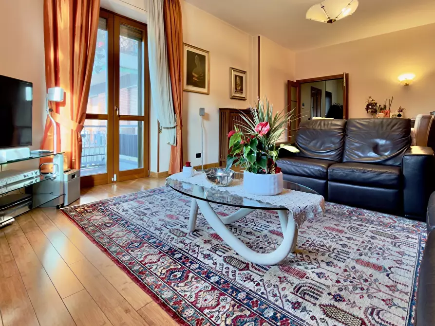 Immagine 3 di Quadrilocale in vendita  a Brescia