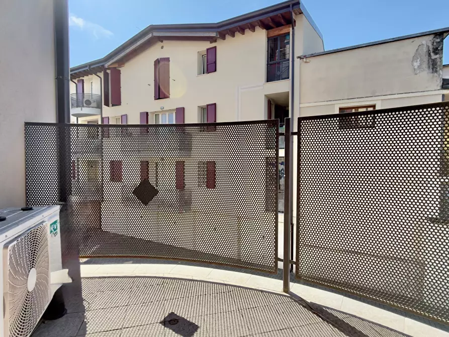 Immagine 12 di Trilocale in vendita  in Via Conciliazione a Travagliato