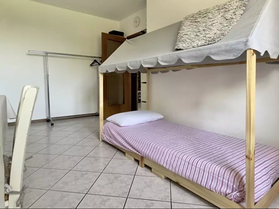 Immagine 8 di Trilocale in vendita  in Villaggio Tullio Cavalli 87 a Gambara