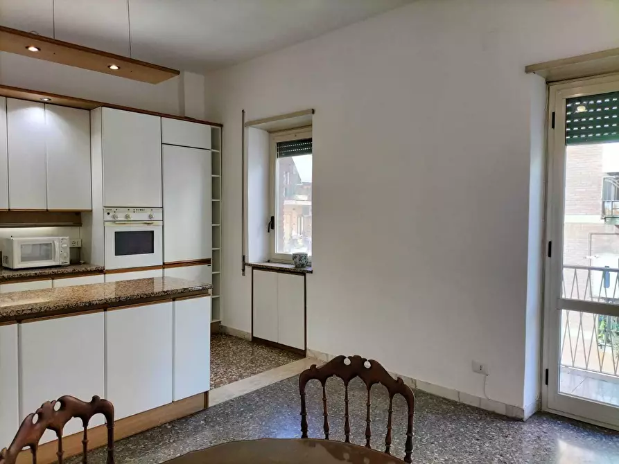Immagine 10 di Quadrilocale in affitto  in Via Emilio de Marchi 33 a Roma