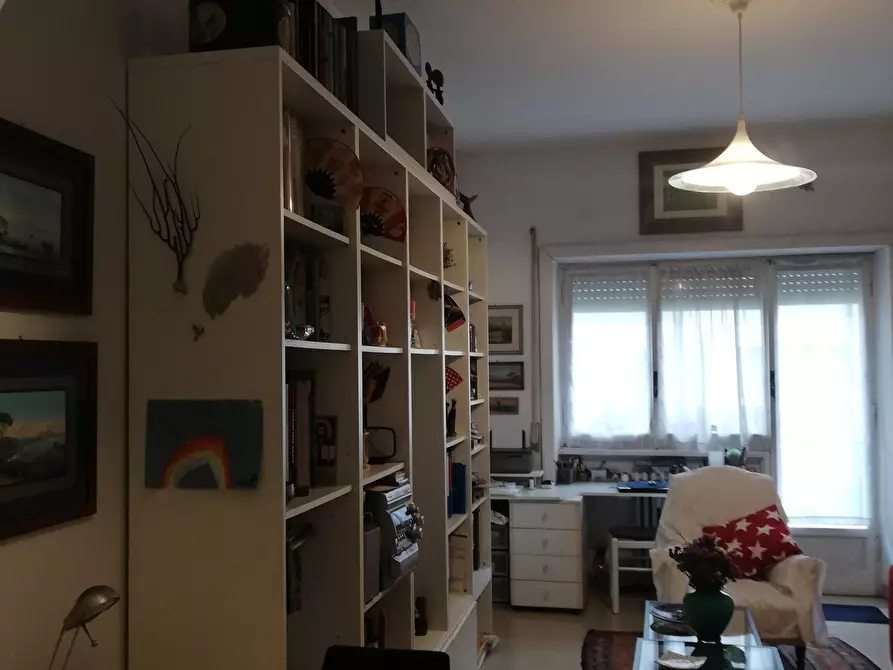 Immagine 11 di Bilocale in affitto  in Via Pietro Mascagni 186 a Roma