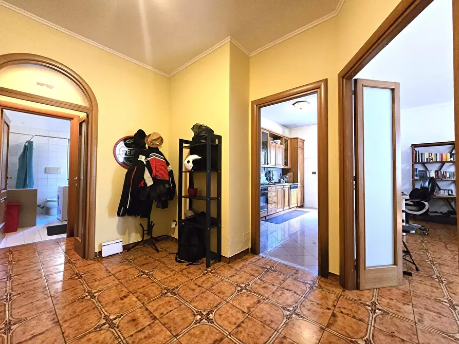 Immagine 6 di Quadrilocale in vendita  in Via Ramiro Fabiani 116 a Roma