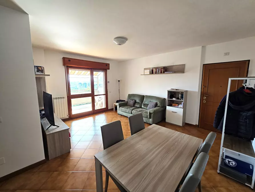 Immagine 6 di Trilocale in vendita  in Via Giuseppe Rosaccio 103 a Roma