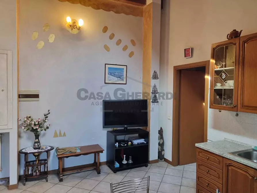 Immagine 3 di Bilocale in vendita  in Via Andrea Previtali 1 a Bonate Sotto