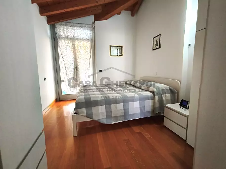 Immagine 7 di Bilocale in vendita  in Via G. Mazzini 1/b a Ponte San Pietro