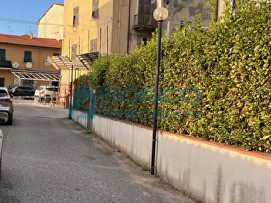 Immagine 33 di Pentalocale in vendita  in Via Sarzana a La Spezia