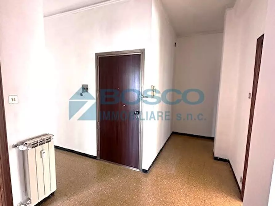 Immagine 16 di Pentalocale in vendita  in Via XXIV Maggio 158 a La Spezia