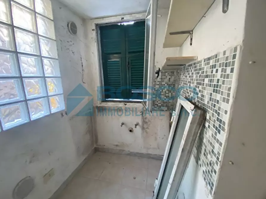 Immagine 4 di Bilocale in vendita  in Via Rebocco a La Spezia