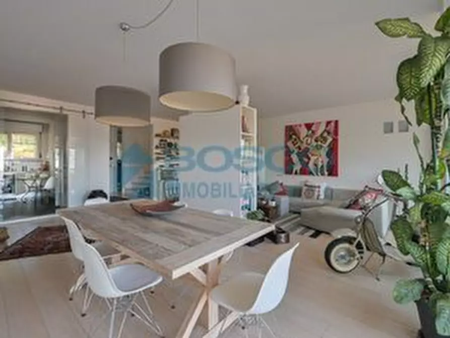 Immagine 47 di Pentalocale in vendita  in Costa di Murlo a La Spezia