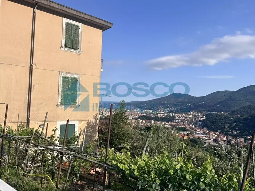 Immagine 16 di Quadrilocale in vendita  in Via Montalbano a La Spezia