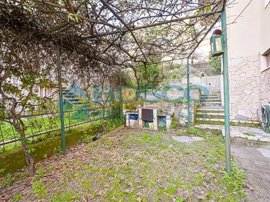 Immagine 10 di Pentalocale in vendita  in Via di Birano a La Spezia