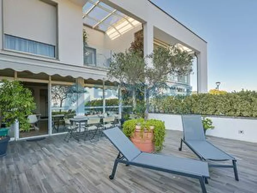 Immagine 42 di Pentalocale in vendita  in Costa di Murlo a La Spezia