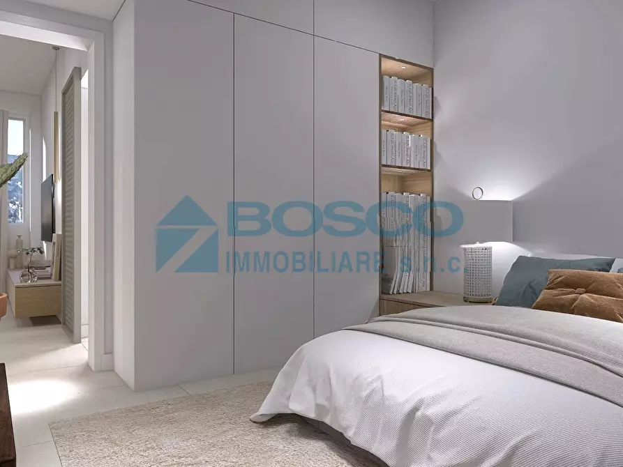 Immagine 12 di Quadrilocale in vendita  in Via del Molo 104 a La Spezia