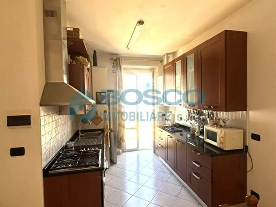 Immagine 5 di Pentalocale in vendita  in Viale Giovanni Amendola 7 a La Spezia