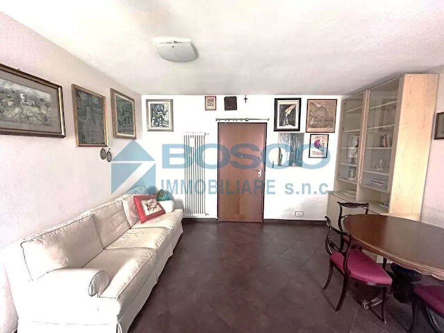 Immagine 7 di Bilocale in vendita  in Via della Repubblica a Riccò Del Golfo Di Spezia