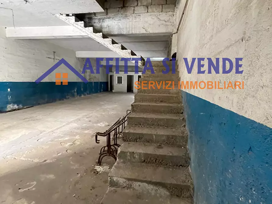 Immagine 14 di Magazzino in vendita  a Floridia